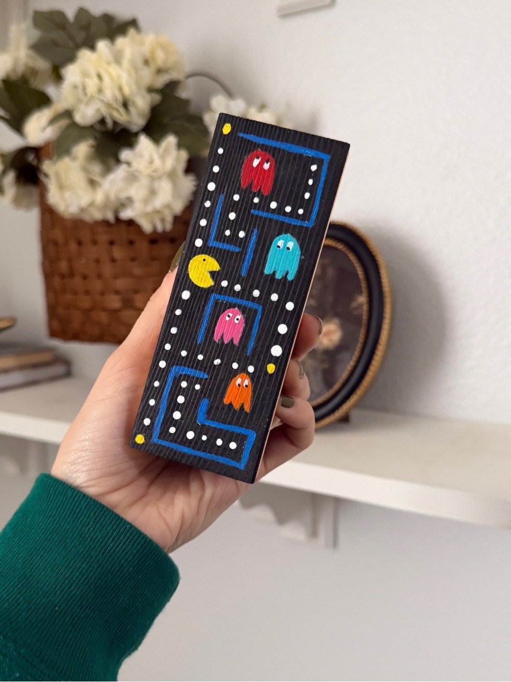 Hand-Painted Pac-Man Themed Wooden Block - Black with Multicolor Ghosts